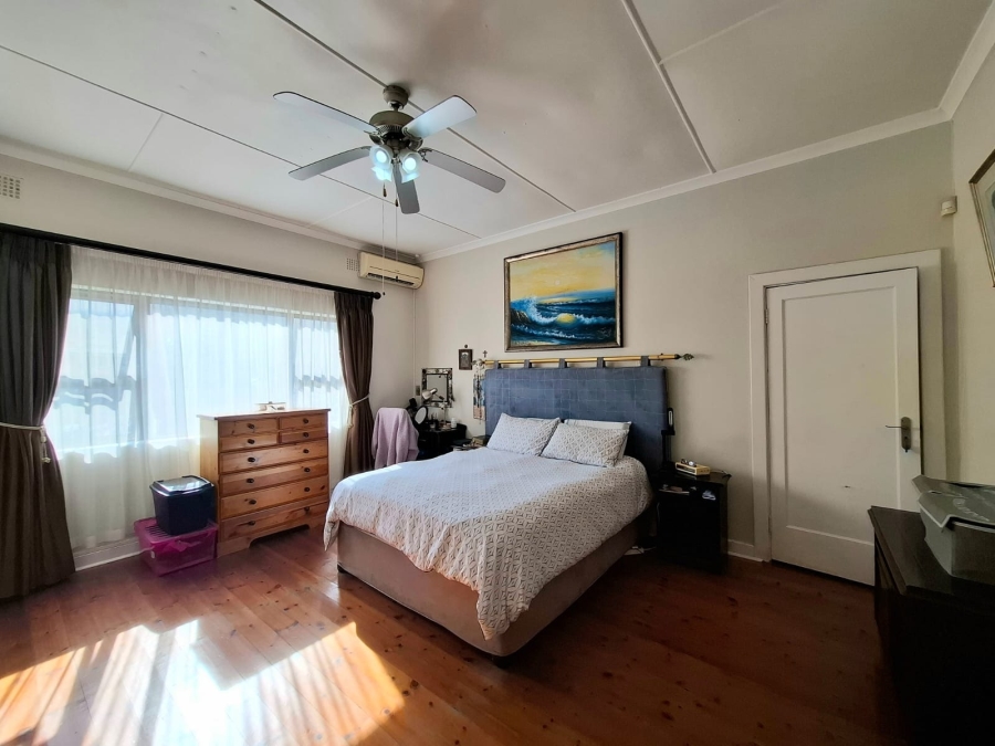 7 Bedroom Property for Sale in Gonubie Eastern Cape